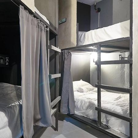 We Hostel And Suites Miraflores By Stand Out Hotels Collection Santo Domingo Bagian luar foto